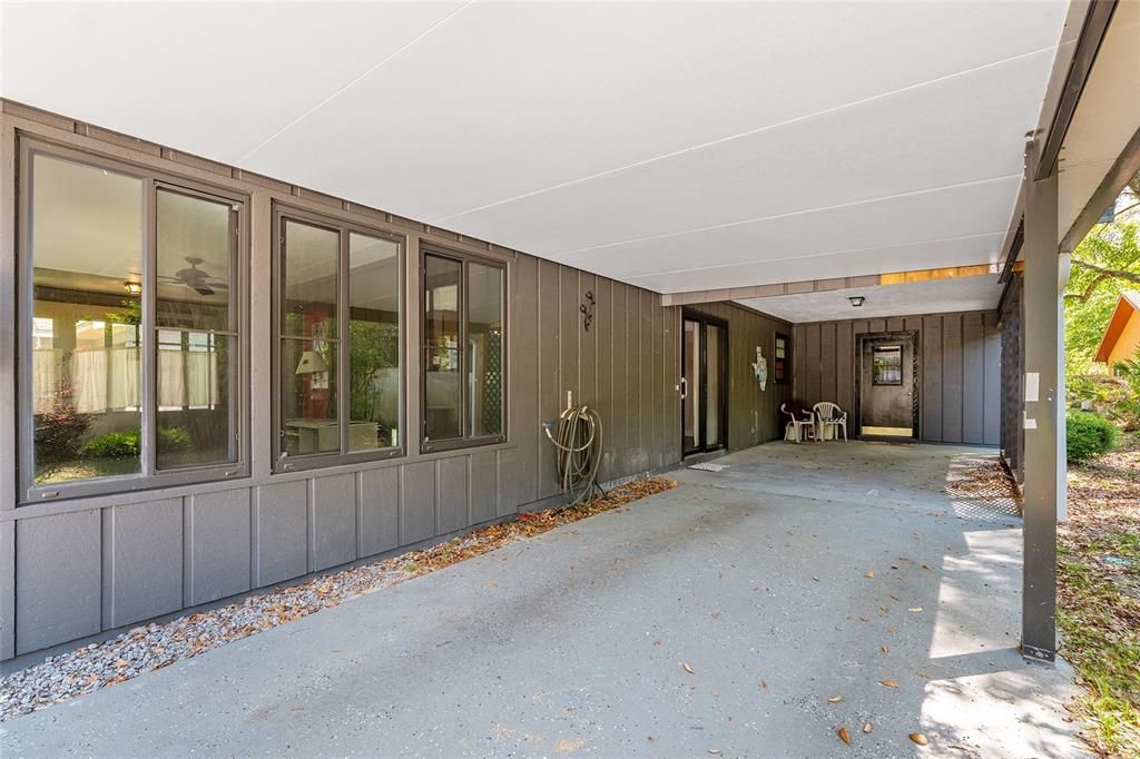 For Rent: $1,600 (2 beds, 2 baths, 1056 Square Feet)