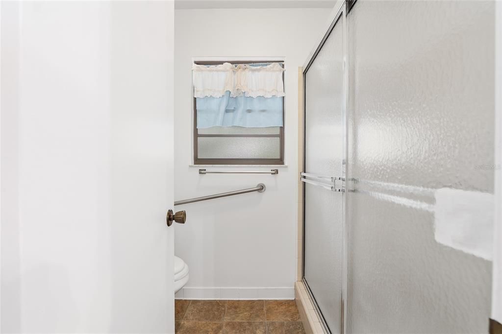 For Rent: $1,600 (2 beds, 2 baths, 1056 Square Feet)
