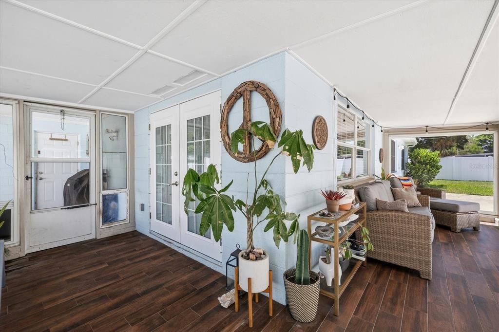 Activo con contrato: $599,900 (4 camas, 2 baños, 1789 Pies cuadrados)
