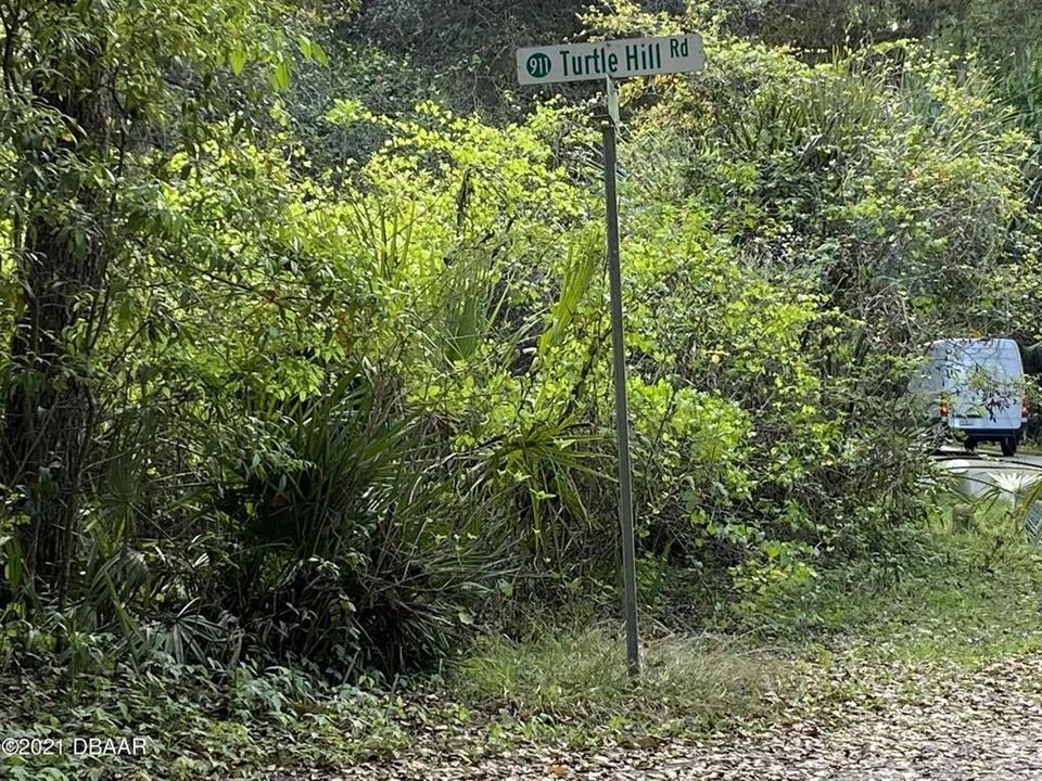 En Venta: $89,000 (2.54 acres)