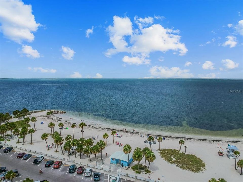 Active With Contract: $599,900 (4 beds, 2 baths, 2378 Square Feet)