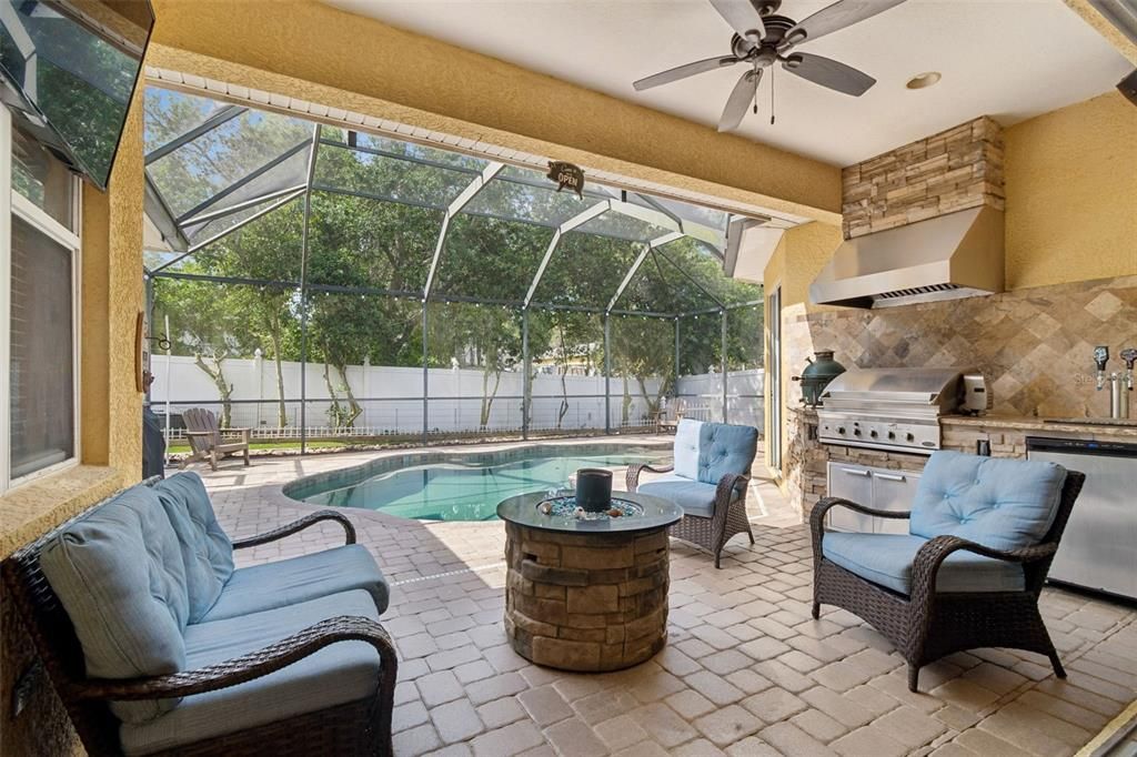 Active With Contract: $599,900 (4 beds, 2 baths, 2378 Square Feet)