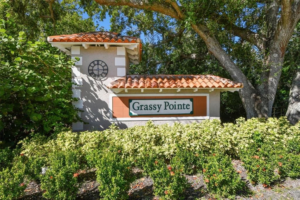 Active With Contract: $599,900 (4 beds, 2 baths, 2378 Square Feet)