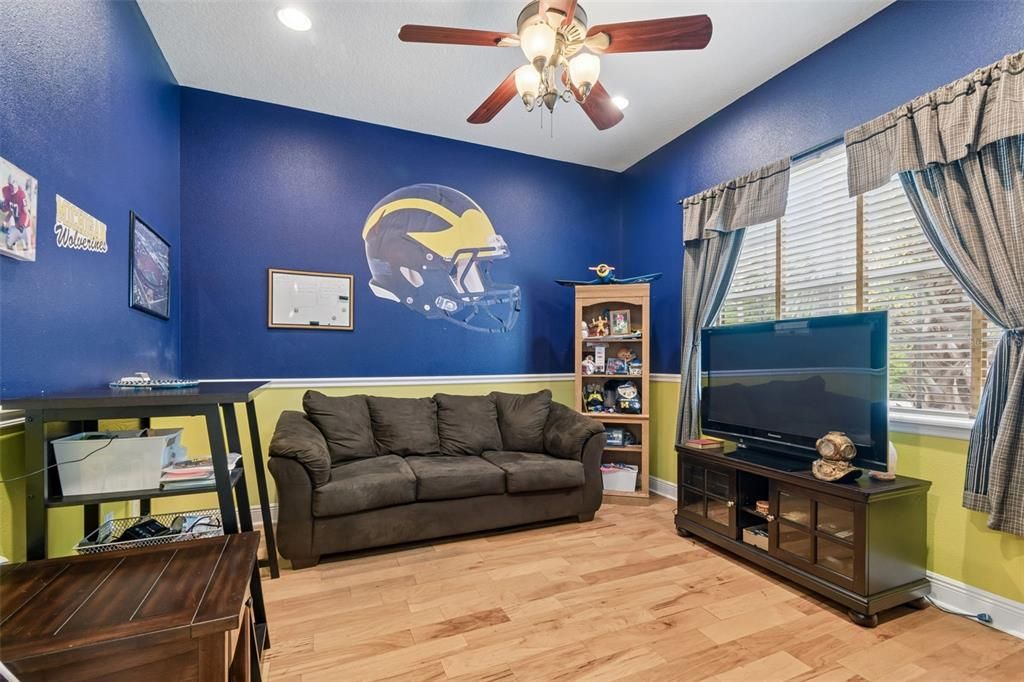 Active With Contract: $599,900 (4 beds, 2 baths, 2378 Square Feet)
