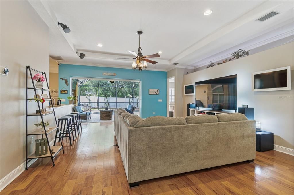 Active With Contract: $599,900 (4 beds, 2 baths, 2378 Square Feet)
