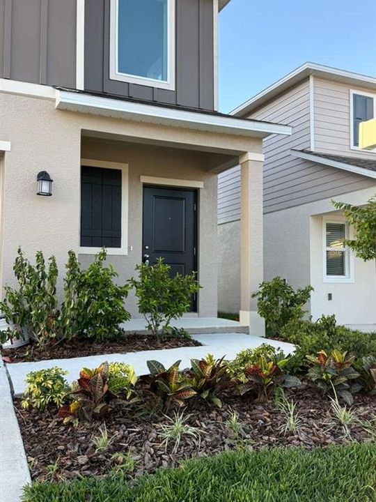 For Rent: $1,990 (4 beds, 3 baths, 1874 Square Feet)