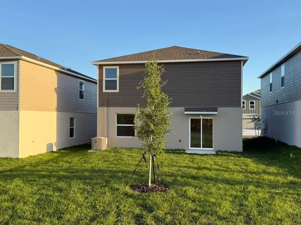 For Rent: $1,990 (4 beds, 3 baths, 1874 Square Feet)