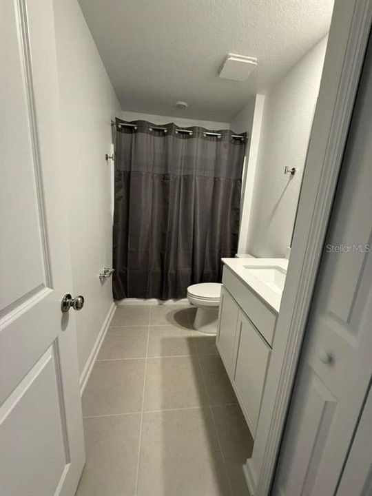 For Rent: $1,990 (4 beds, 3 baths, 1874 Square Feet)