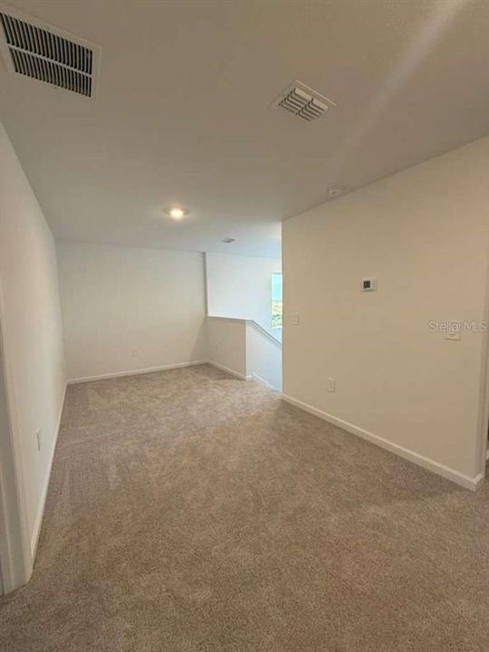 For Rent: $1,990 (4 beds, 3 baths, 1874 Square Feet)