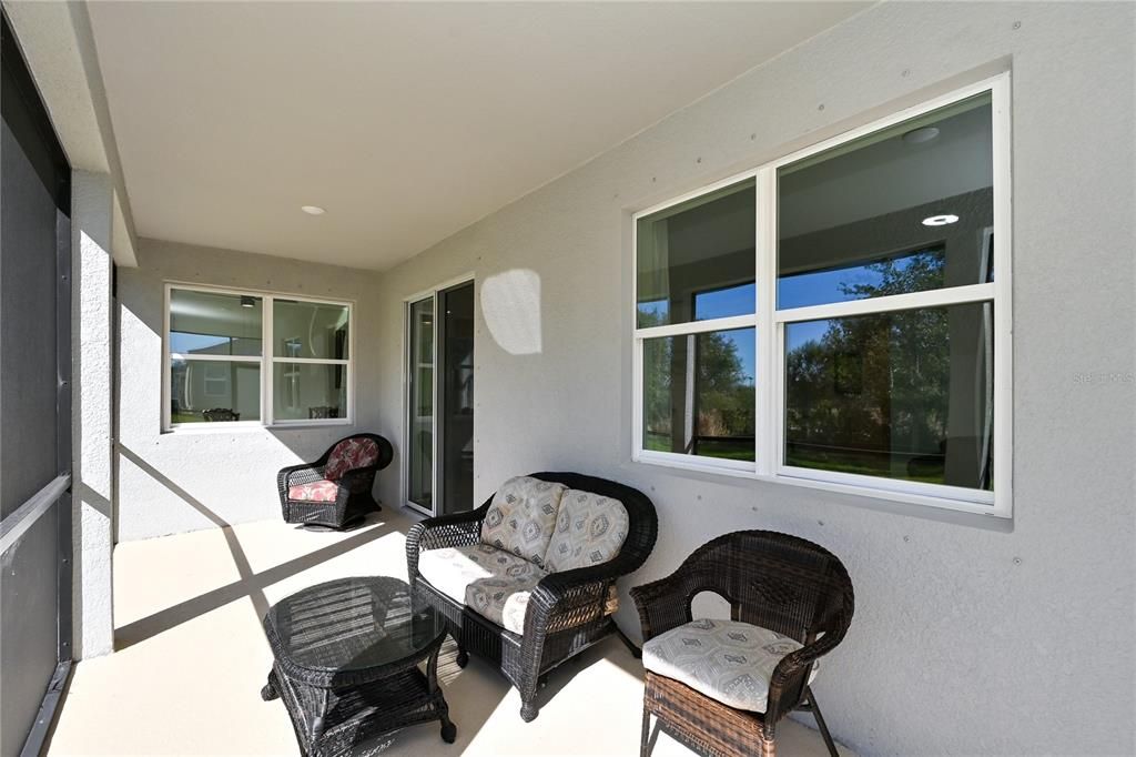 Active With Contract: $399,000 (3 beds, 3 baths, 2014 Square Feet)