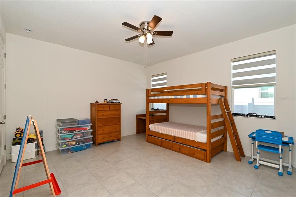 Active With Contract: $399,000 (3 beds, 3 baths, 2014 Square Feet)