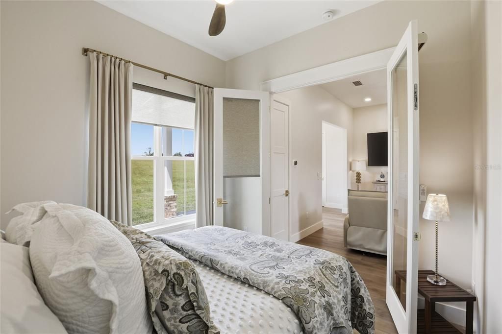 For Sale: $1,195,000 (2 beds, 2 baths, 1224 Square Feet)