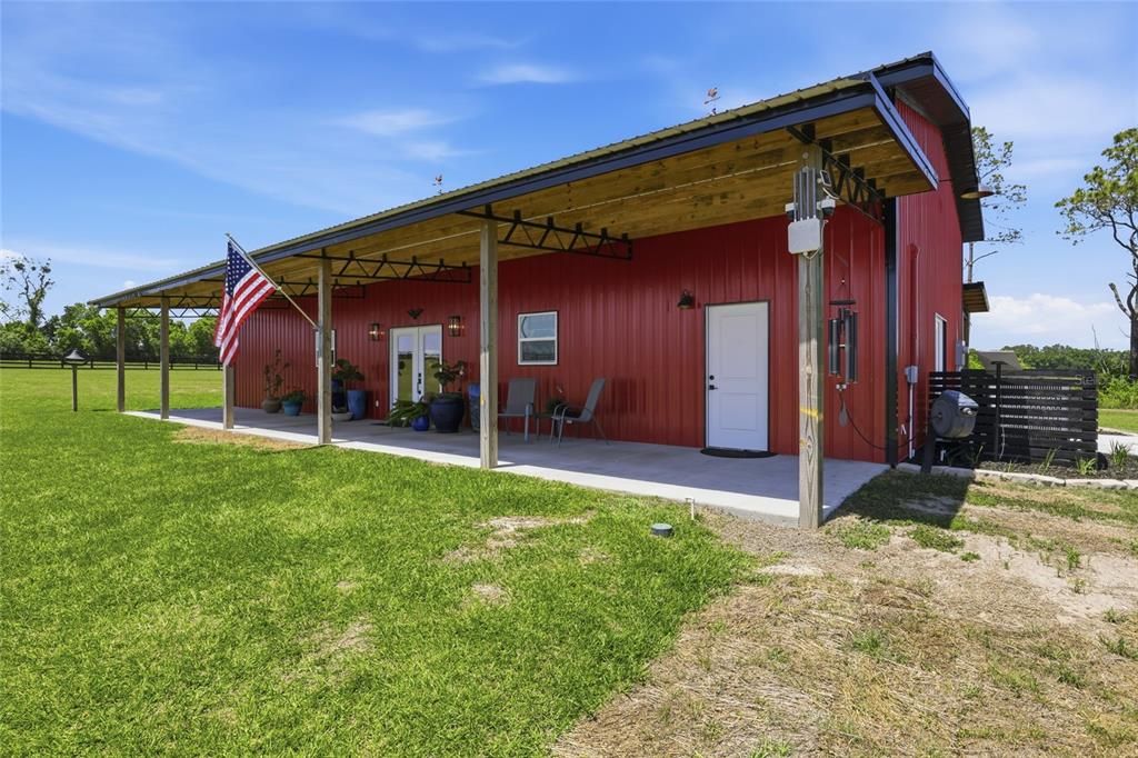 For Sale: $1,195,000 (2 beds, 2 baths, 1224 Square Feet)