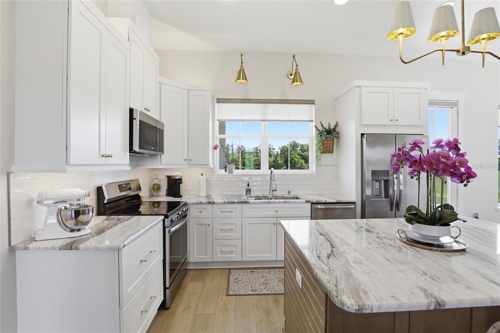 For Sale: $1,195,000 (2 beds, 2 baths, 1224 Square Feet)