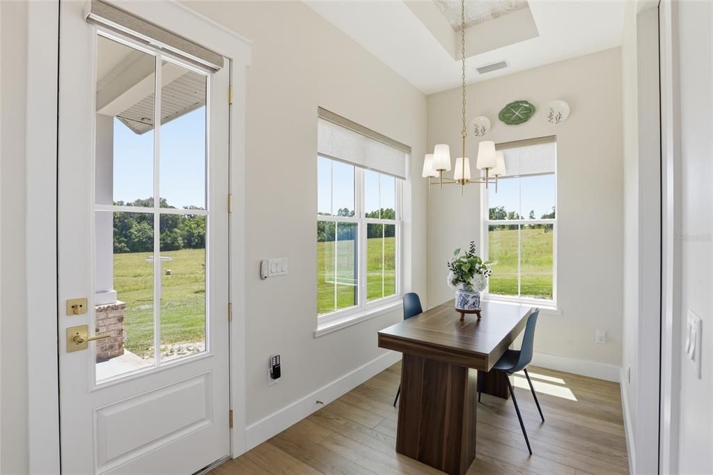 For Sale: $1,195,000 (2 beds, 2 baths, 1224 Square Feet)