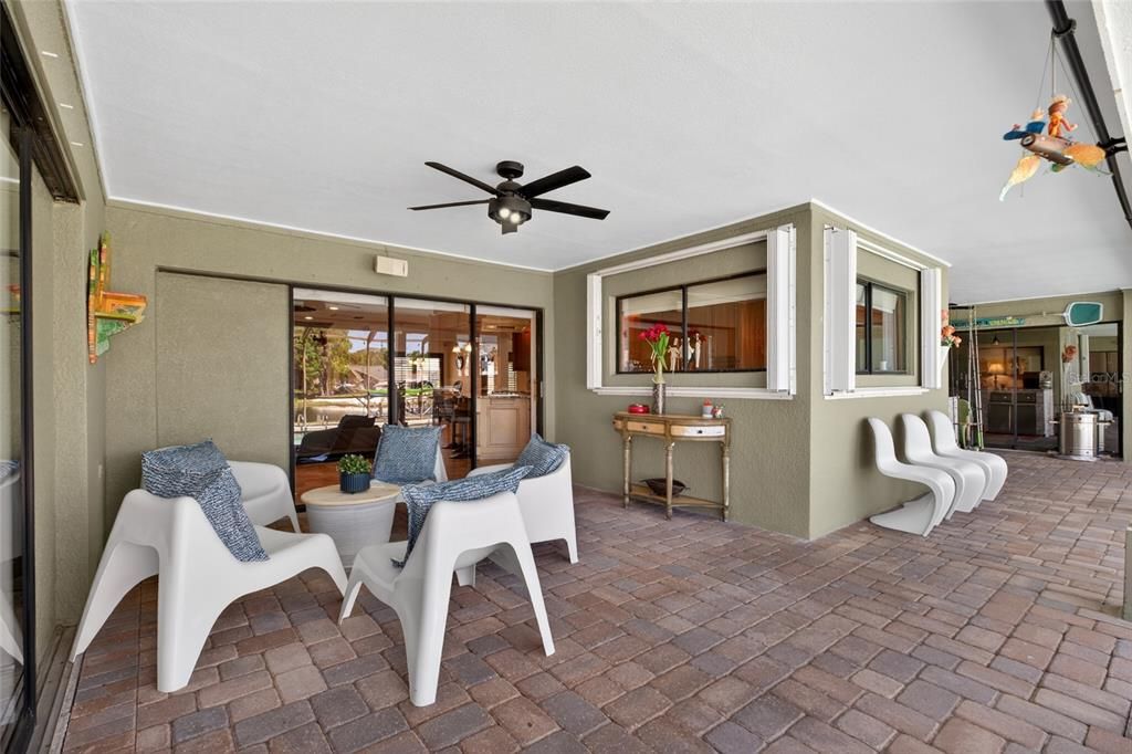 For Sale: $925,000 (4 beds, 4 baths, 3202 Square Feet)
