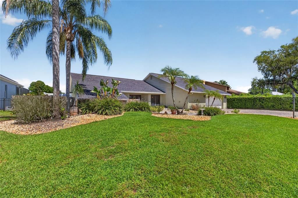 For Sale: $925,000 (4 beds, 4 baths, 3202 Square Feet)