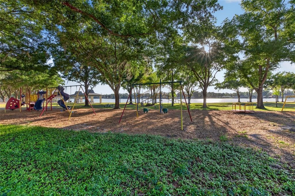 For Sale: $925,000 (4 beds, 4 baths, 3202 Square Feet)