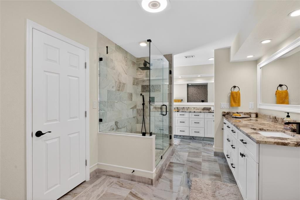 For Sale: $925,000 (4 beds, 4 baths, 3202 Square Feet)