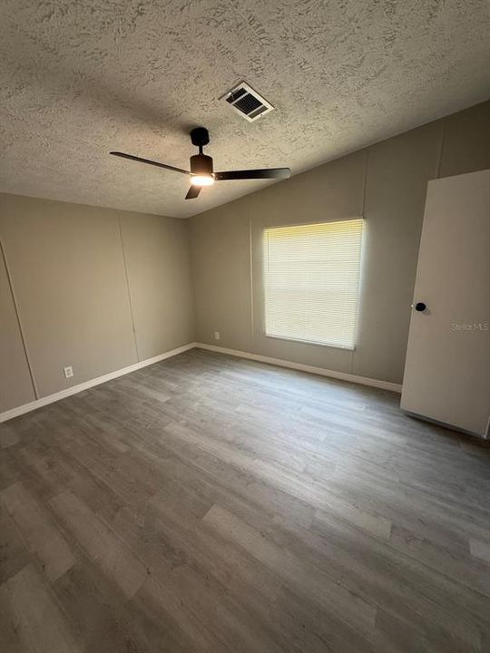В аренду: $1,990 (3 спален, 2 ванн, 1404 Квадратных фут)