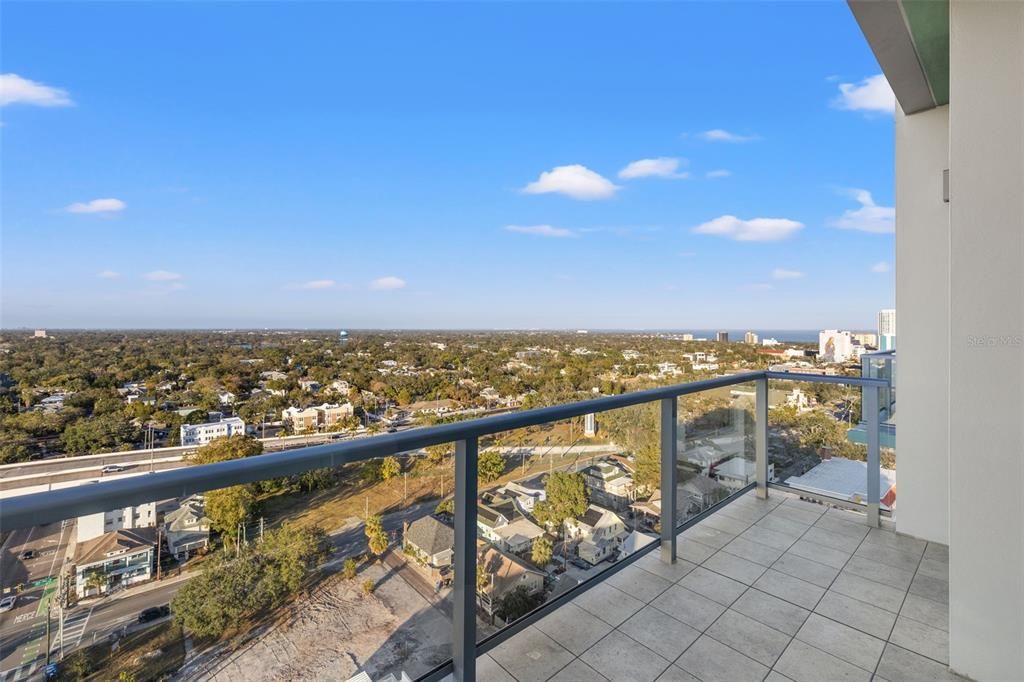 For Rent: $4,900 (2 beds, 2 baths, 1430 Square Feet)