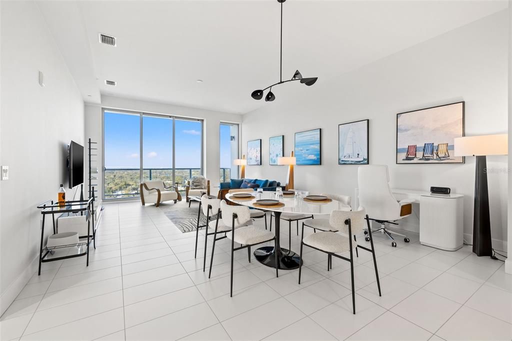 For Rent: $4,900 (2 beds, 2 baths, 1430 Square Feet)