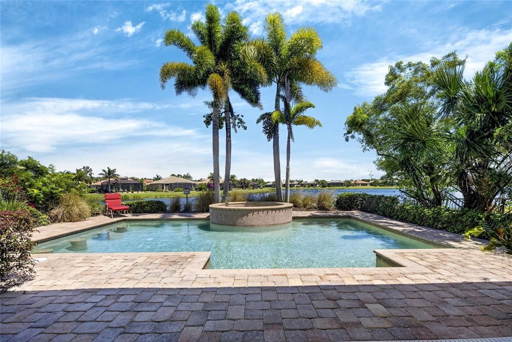 For Sale: $525,000 (2 beds, 2 baths, 2052 Square Feet)