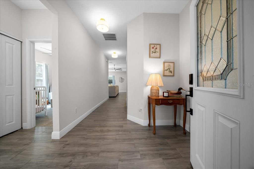 Activo con contrato: $319,990 (3 camas, 2 baños, 1830 Pies cuadrados)