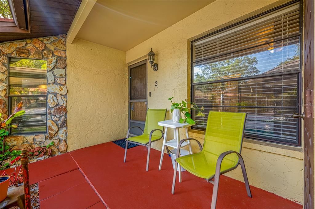 Active With Contract: $137,900 (2 beds, 2 baths, 1270 Square Feet)