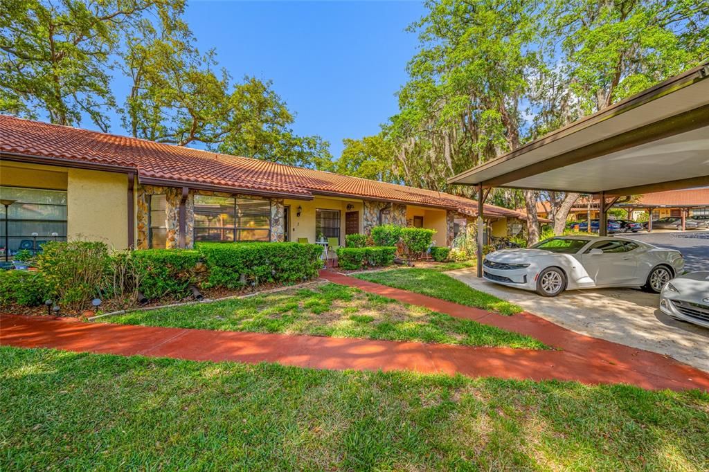 Active With Contract: $137,900 (2 beds, 2 baths, 1270 Square Feet)