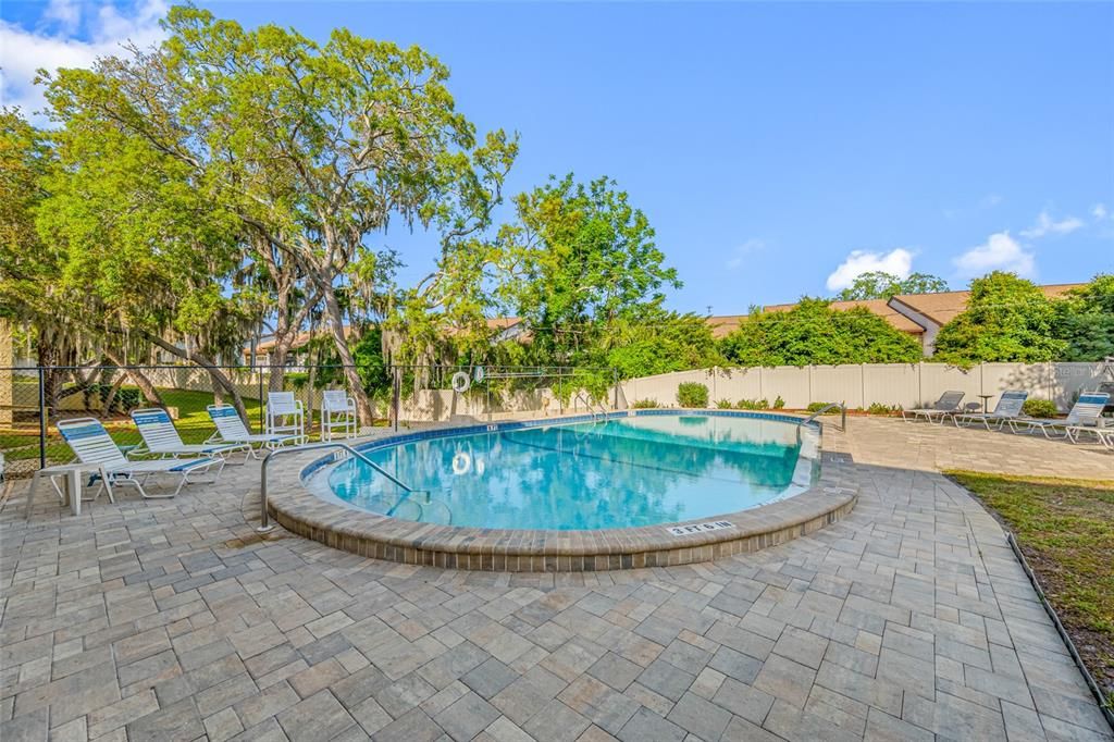 Active With Contract: $137,900 (2 beds, 2 baths, 1270 Square Feet)