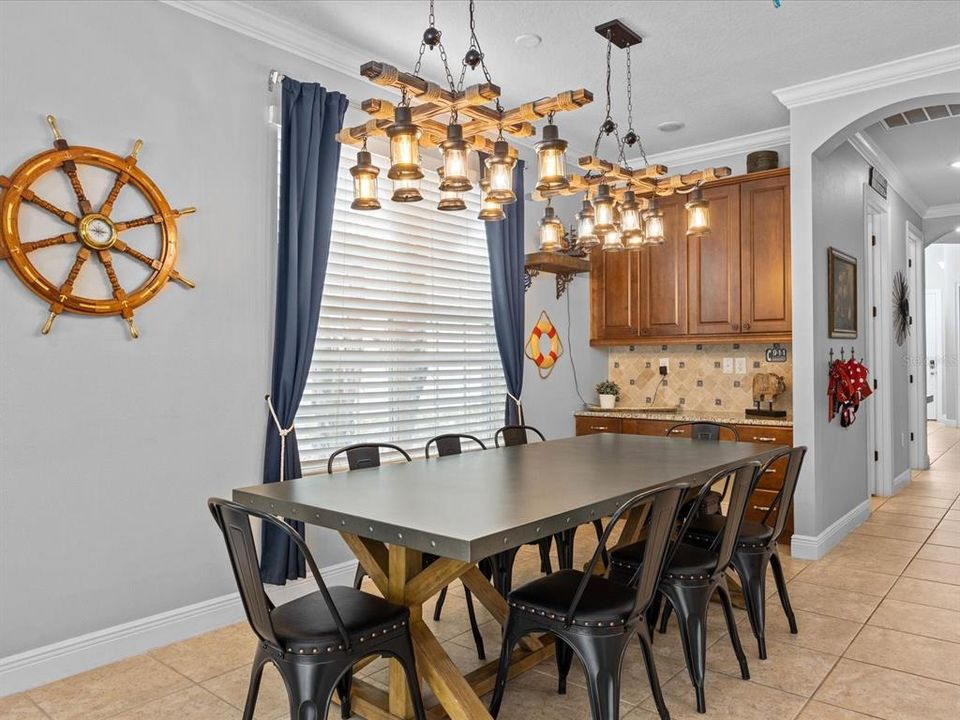 En Venta: $899,000 (5 camas, 5 baños, 3326 Pies cuadrados)