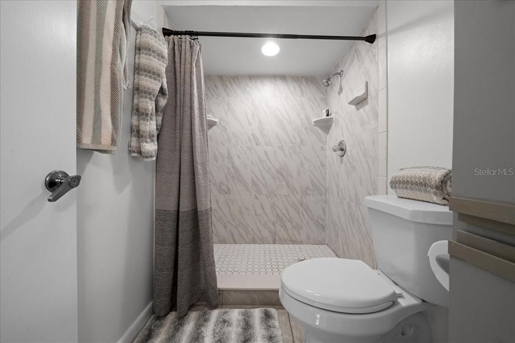 For Rent: $3,000 (3 beds, 2 baths, 1621 Square Feet)