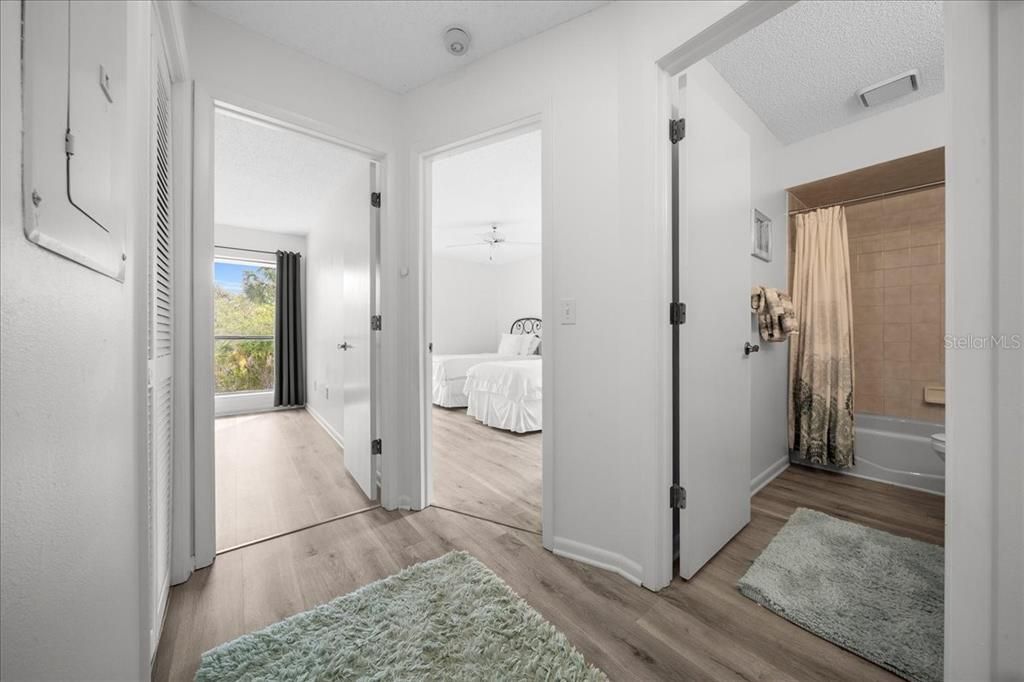 For Rent: $3,000 (3 beds, 2 baths, 1621 Square Feet)