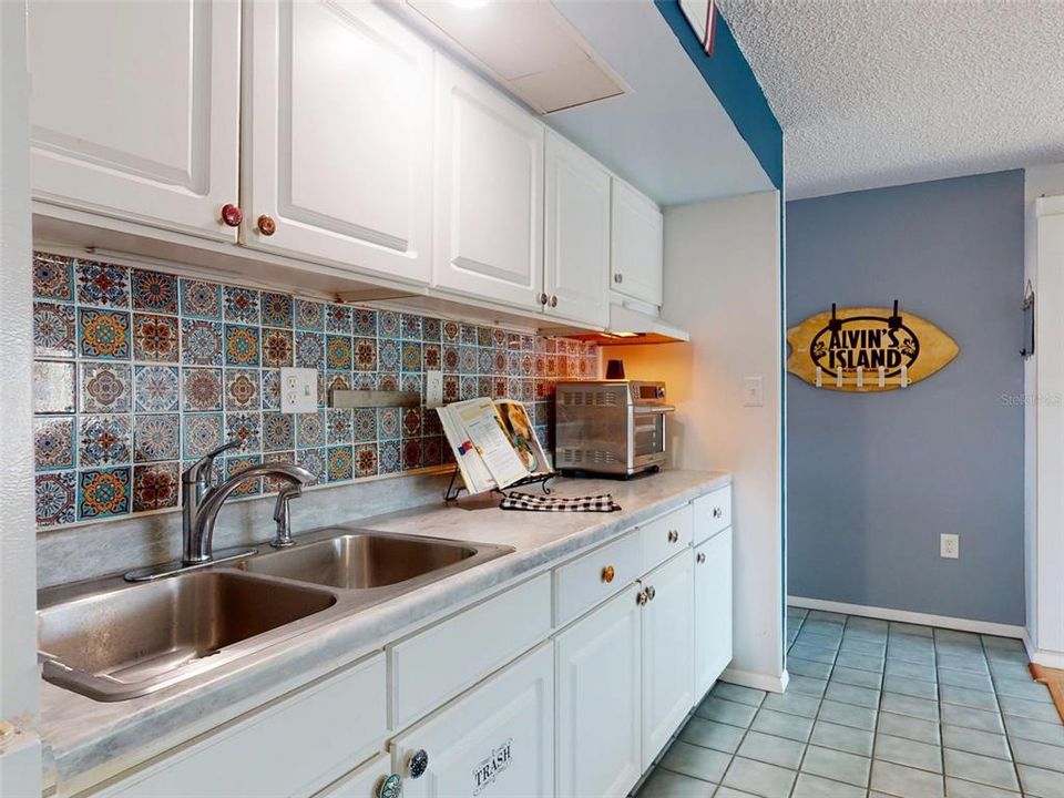 For Sale: $198,000 (1 beds, 1 baths, 459 Square Feet)