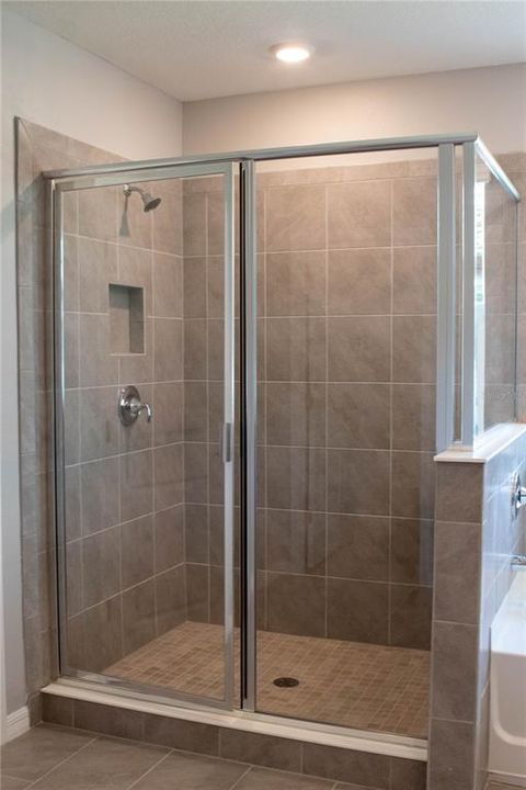 В аренду: $4,295 (4 спален, 3 ванн, 2700 Квадратных фут)