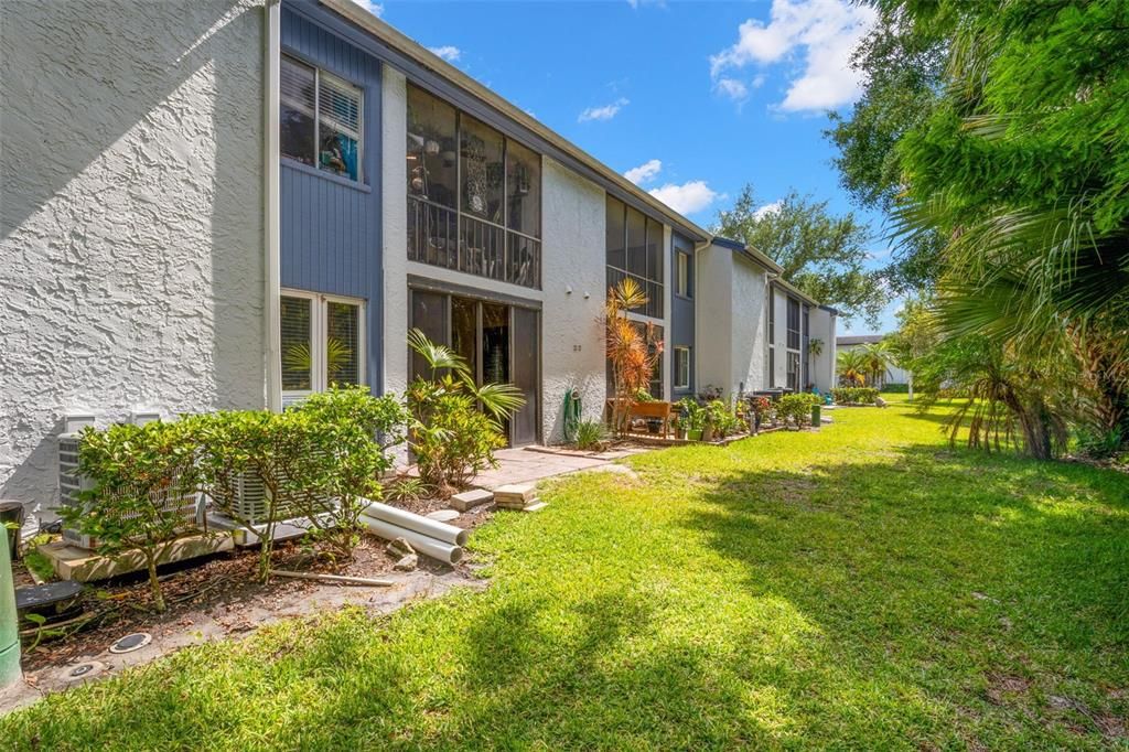 Activo con contrato: $149,900 (2 camas, 2 baños, 1054 Pies cuadrados)