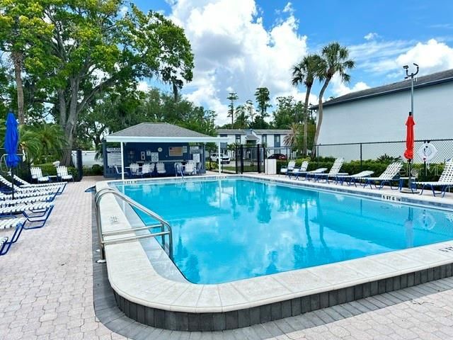 Activo con contrato: $149,900 (2 camas, 2 baños, 1054 Pies cuadrados)