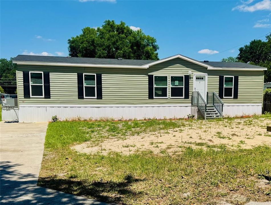 For Sale: $259,950 (3 beds, 2 baths, 1456 Square Feet)