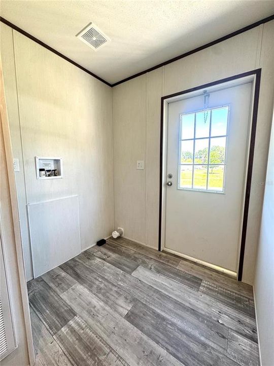 For Sale: $259,950 (3 beds, 2 baths, 1456 Square Feet)