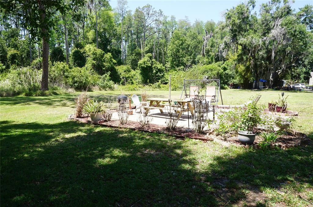 For Sale: $144,900 (1 beds, 1 baths, 666 Square Feet)