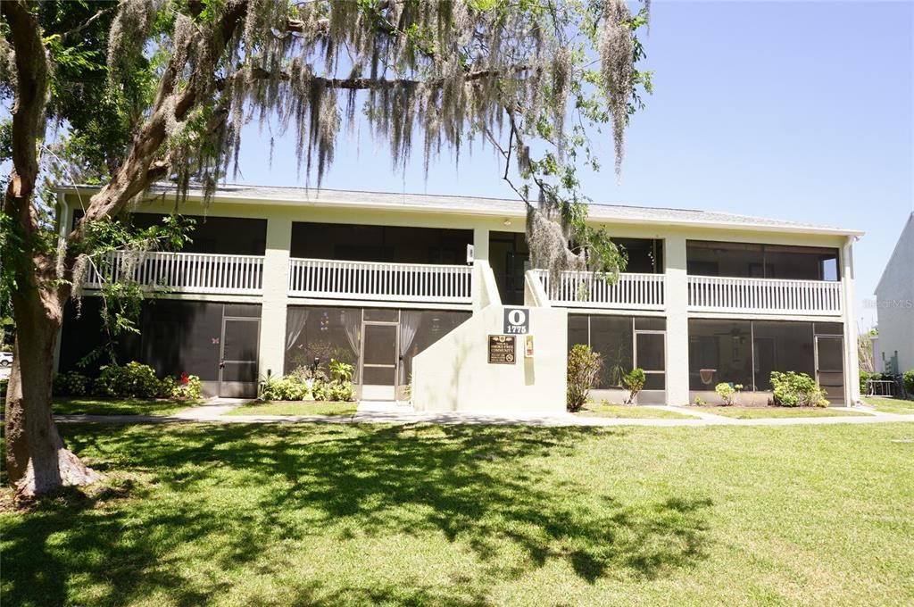 For Sale: $144,900 (1 beds, 1 baths, 666 Square Feet)