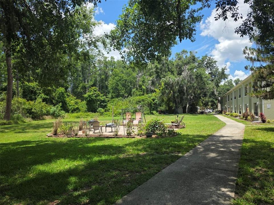 For Sale: $144,900 (1 beds, 1 baths, 666 Square Feet)
