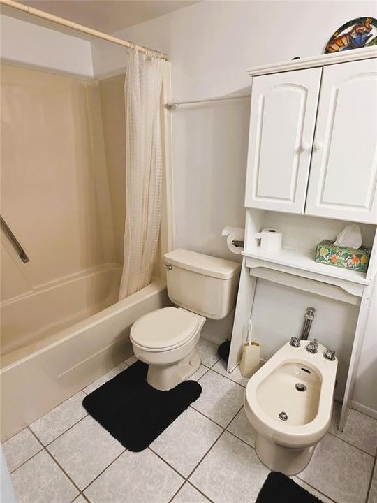 For Sale: $144,900 (1 beds, 1 baths, 666 Square Feet)