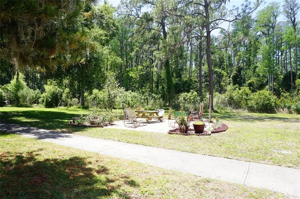 For Sale: $144,900 (1 beds, 1 baths, 666 Square Feet)