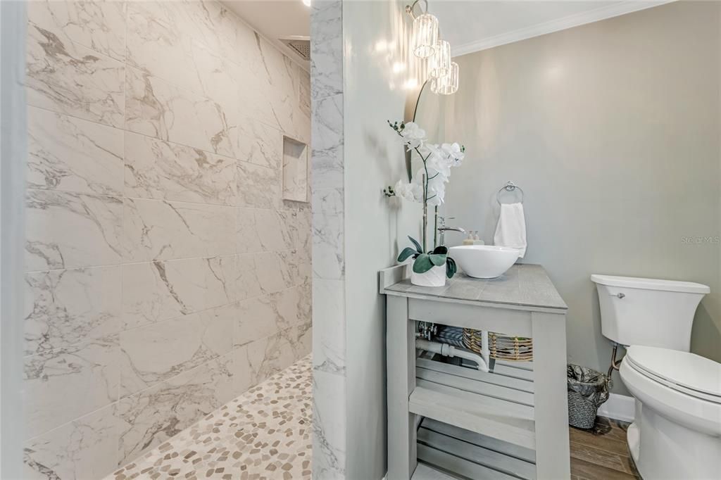 Active With Contract: $499,000 (3 beds, 2 baths, 1836 Square Feet)