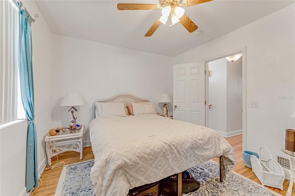 Active With Contract: $499,000 (3 beds, 2 baths, 1836 Square Feet)