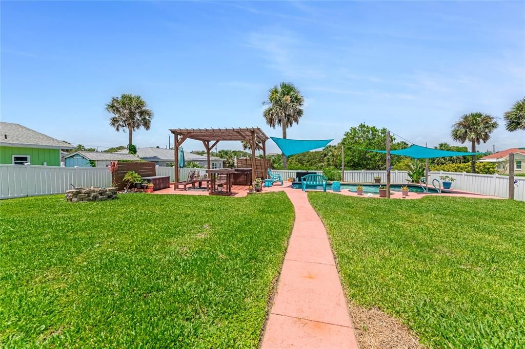 Active With Contract: $499,000 (3 beds, 2 baths, 1836 Square Feet)