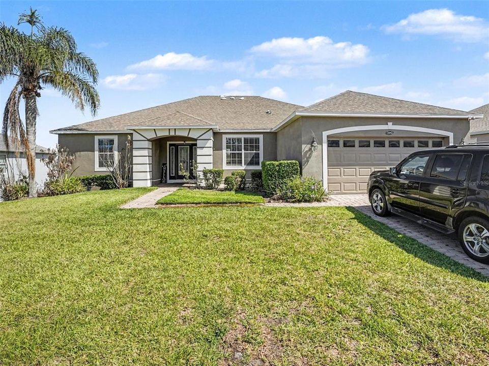 For Sale: $650,000 (6 beds, 4 baths, 4936 Square Feet)