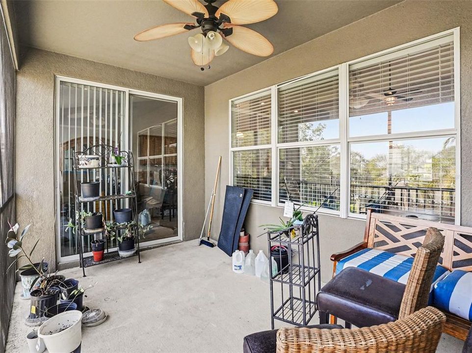 For Sale: $650,000 (6 beds, 4 baths, 4936 Square Feet)